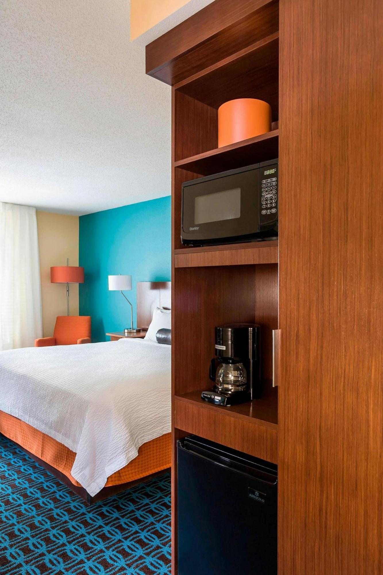 Fairfield Inn & Suites Финдли Экстерьер фото