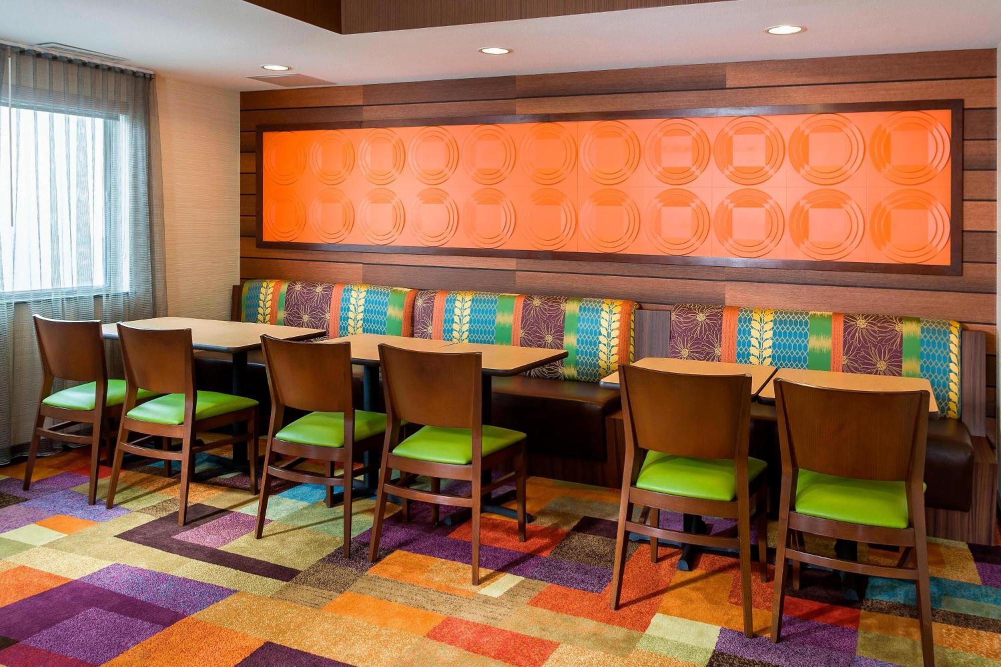 Fairfield Inn & Suites Финдли Экстерьер фото